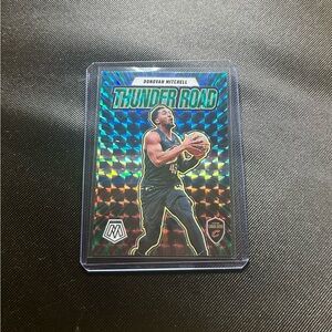 Cleveland Cavaliers Donovan Mitchell Thunder Road Basketball Card holo